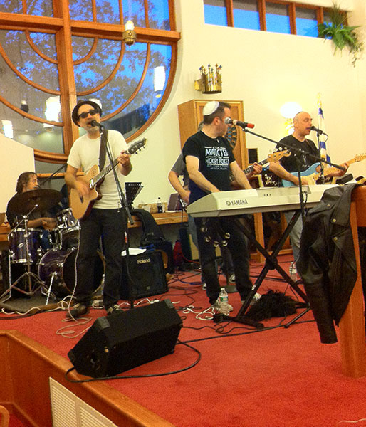 Band playing at Congregation Shaara Tfille and The Jewish Community Center of Saratoga Springs